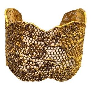 Aurelie Bidermann vintage lace yellow gold cuff bracelet